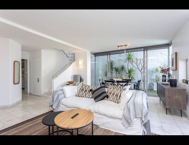 3 BEDROOM APARTMENT TO LET IN CLIFTON